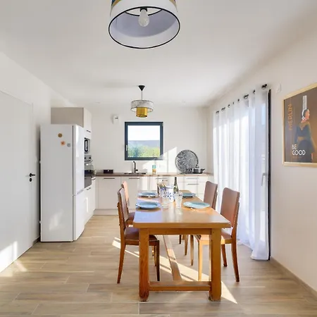 Maison En Bord De Pour 4, A Kerity Holiday home Penmarc'h