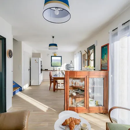 Maison En Bord De Pour 4, A Kerity Penmarc'h
